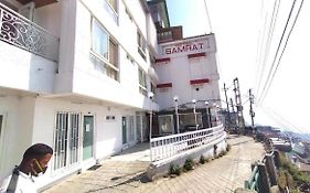 Hotel Samrat Mussoorie